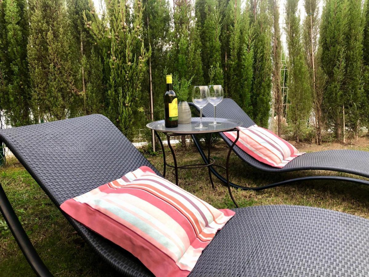 Ferienhaus Gatu Premium Conil Sunset House Con Piscina, 3 Dormit, 3 Banos, Jardin Privado , Wifi Y Parking, Preferente Mayores De 25 Anos Y Familias *